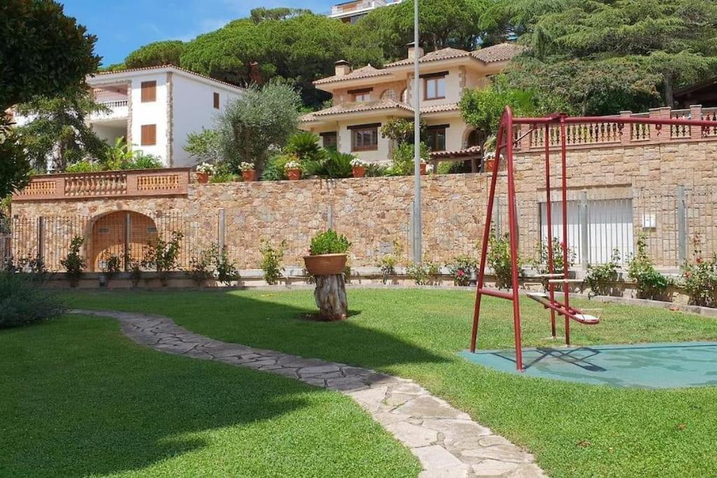 Somriu Apartament Fenals Platja Lloret de Mar Bagian luar foto